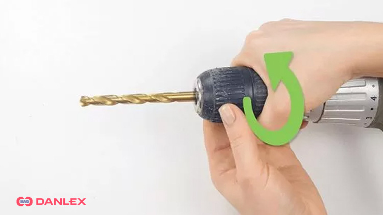 تعویض-مته-دریل-(1)
