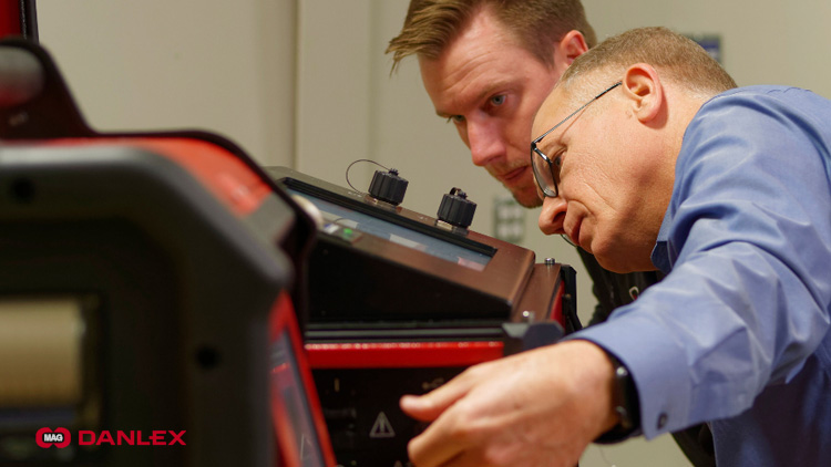 علت خاموش شدن دستگاه جوش چیست؟ علت-خاموش-شدن-دستگاه-جوش-اینورتر