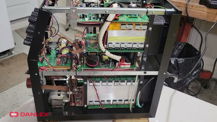 علت فیوز پراندن اینورتر جوشکاری فیوز-پراندن-اینورتر-جوشکاری